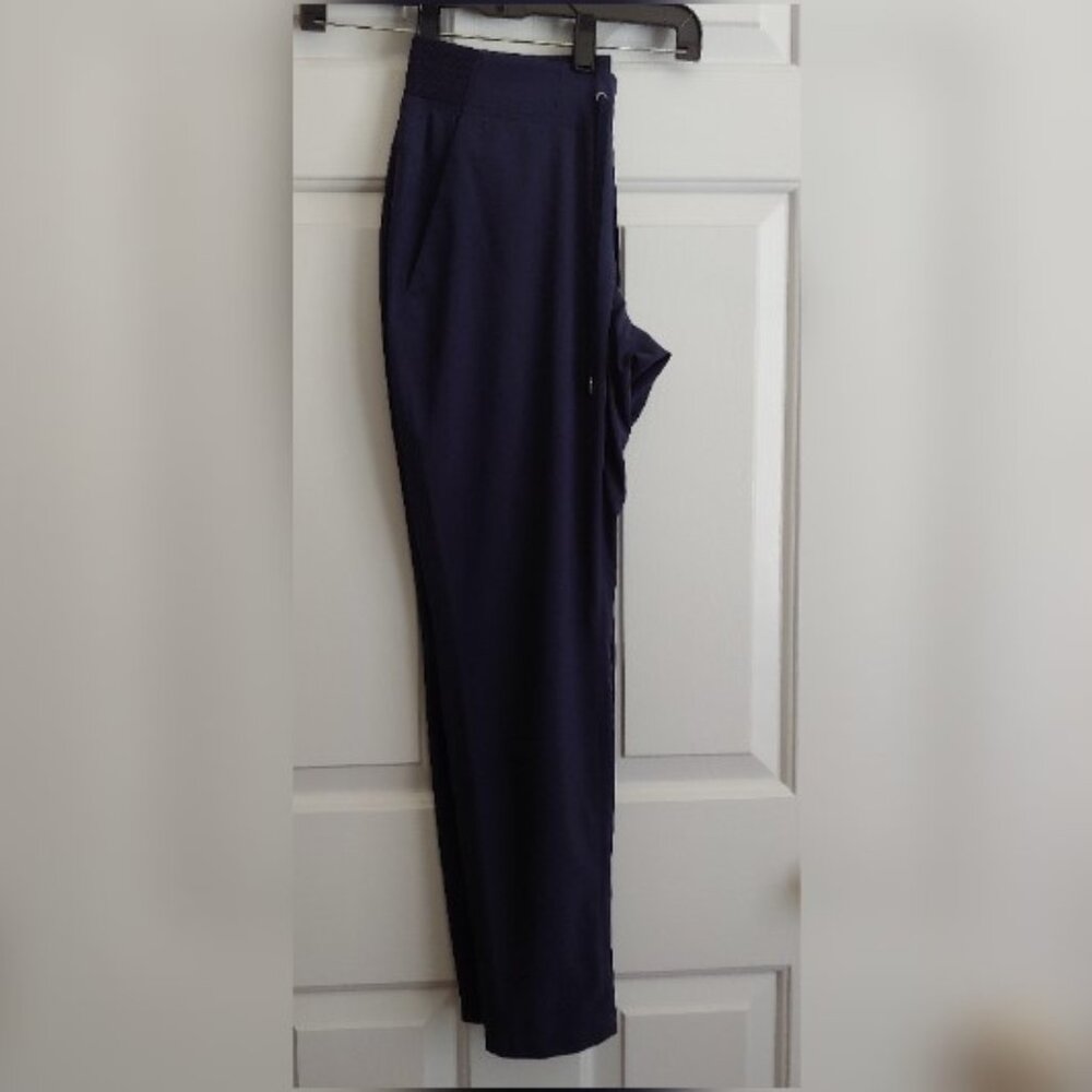 ATHLETA Midtown Ankle Pant Drawstring Joggers featherweight Navy Blue Size 4 - Picture 5 of 7